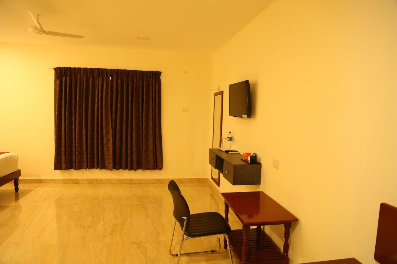 Hotel Sera Grand Chennai Dış mekan fotoğraf