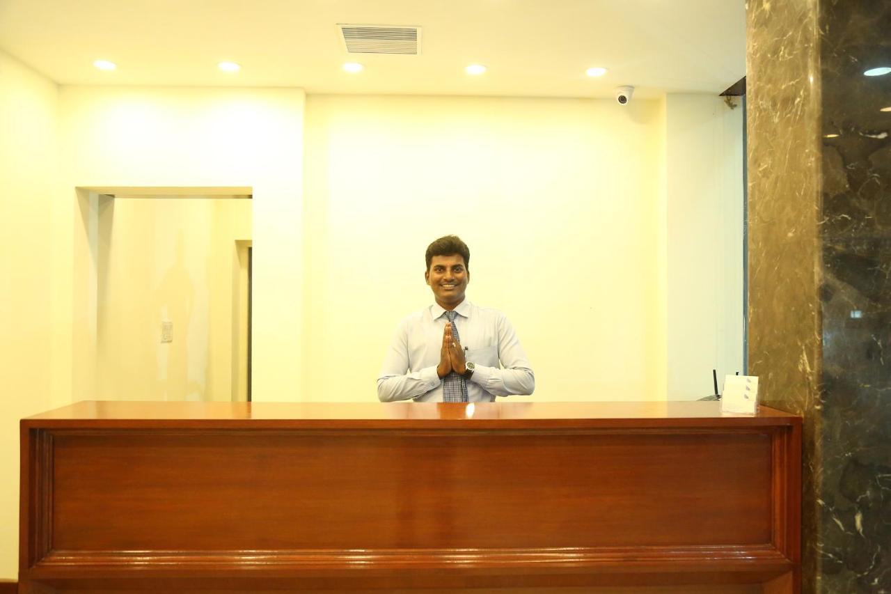 Hotel Sera Grand Chennai Dış mekan fotoğraf
